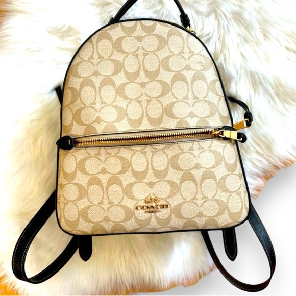 Coach Jordyn Backpack In Blocked Signature Canvas
Comparable Value
$450 NWOT - Picture 9 of 15